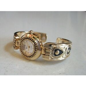 WOMEN'S NUMBER DIAL GOLD FINISH HEART BANGLE CUFF FASHION CASUAL  WATCH